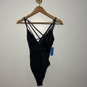 Cupshe Black Strappy Bandeau Bodysuit